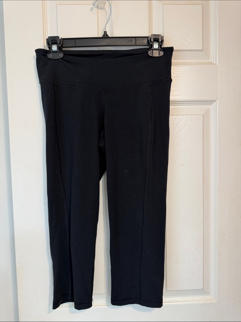 Old Navy Black Cropped Leggings